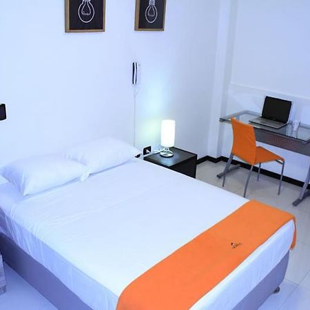 Ivankaa Hostel Трухильо Экстерьер фото