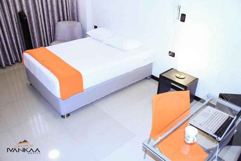 Ivankaa Hostel Трухильо Экстерьер фото