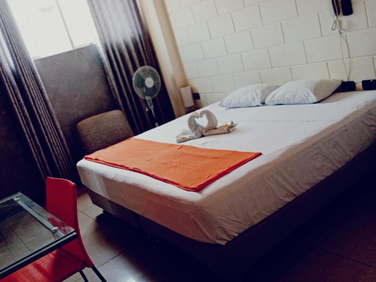 Ivankaa Hostel Трухильо Экстерьер фото