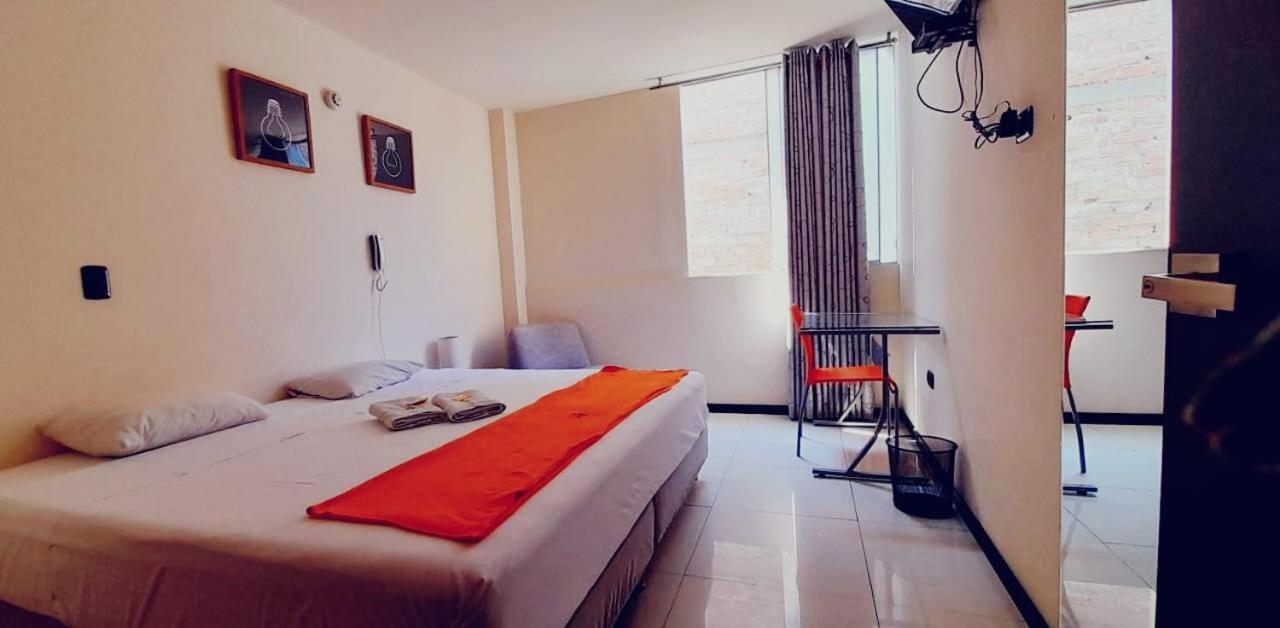 Ivankaa Hostel Трухильо Экстерьер фото