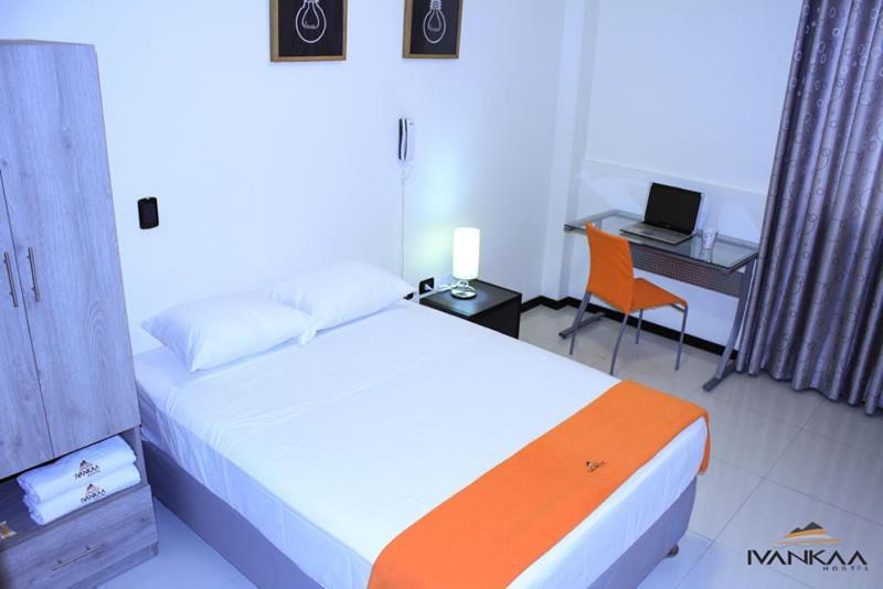 Ivankaa Hostel Трухильо Экстерьер фото